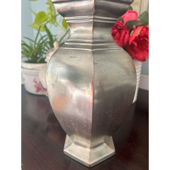 Lot of 2 Vintage Pottery Barn Silver Metal Vases – 10” Hexagonal Vase & 5” Rope - Picture 2 of 8